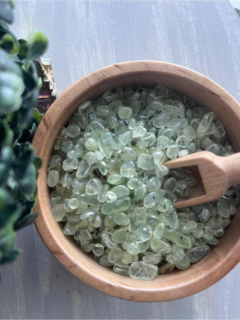 Prehnite Chips
